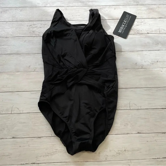 Miracle-suit Women’s Illusionists Palma Mesh One-Piece Swimsuit Black 12 $195